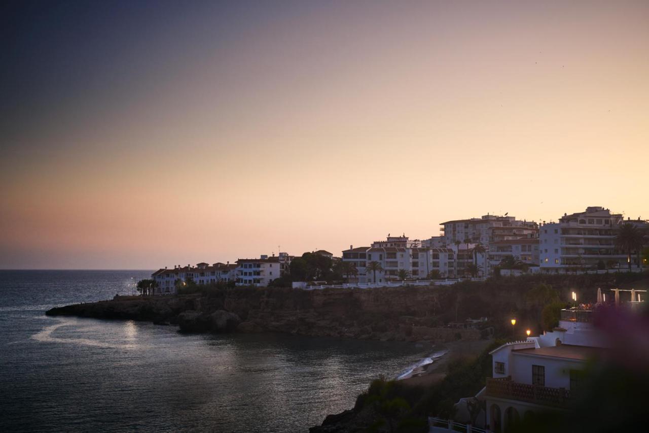 Balcon De Europa Apartment เนร์คา ภายนอก รูปภาพ