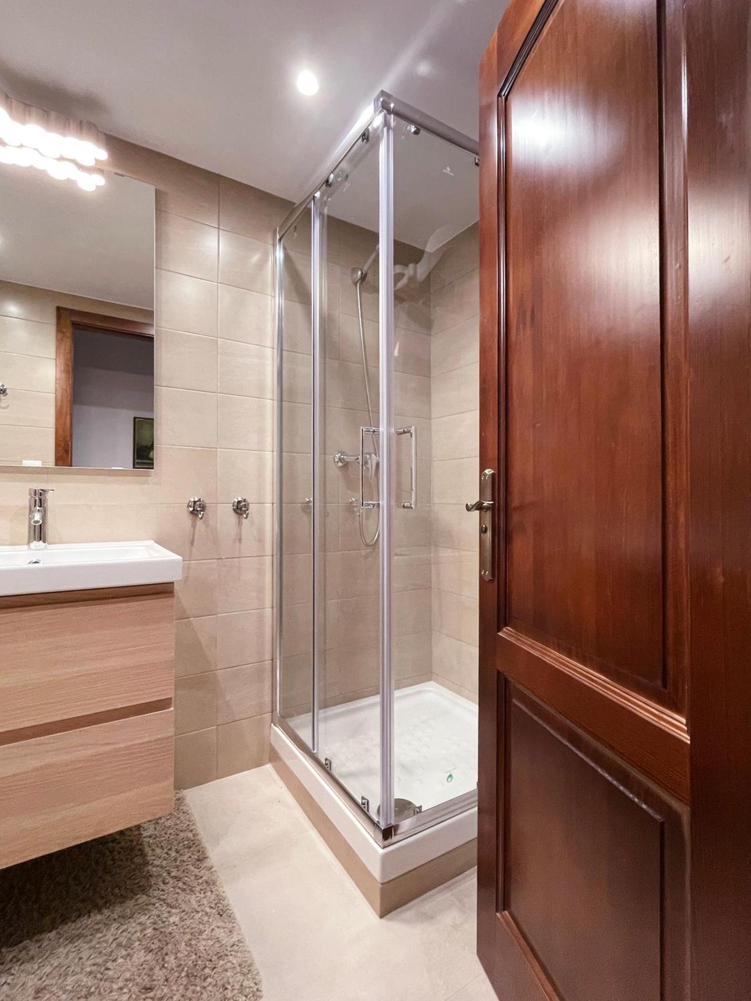 Balcon De Europa Apartment เนร์คา ภายนอก รูปภาพ
